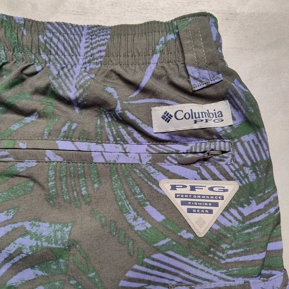 Columbia‎ PFG Men Small Super Backcast Navy Hawaiian Nylon 6